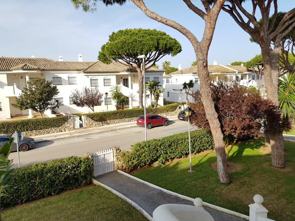 Apartamento Pinar Del Atlantico-La Barrosa Chiclana de la Frontera Exterior foto